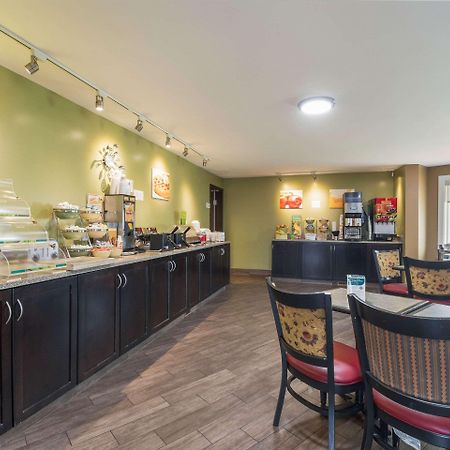 Quality Inn & Suites Airport Portland Bagian luar foto