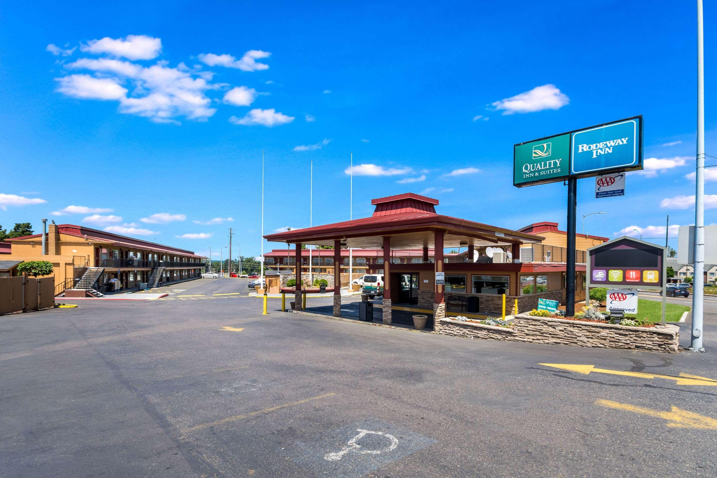 Quality Inn & Suites Airport Portland Bagian luar foto
