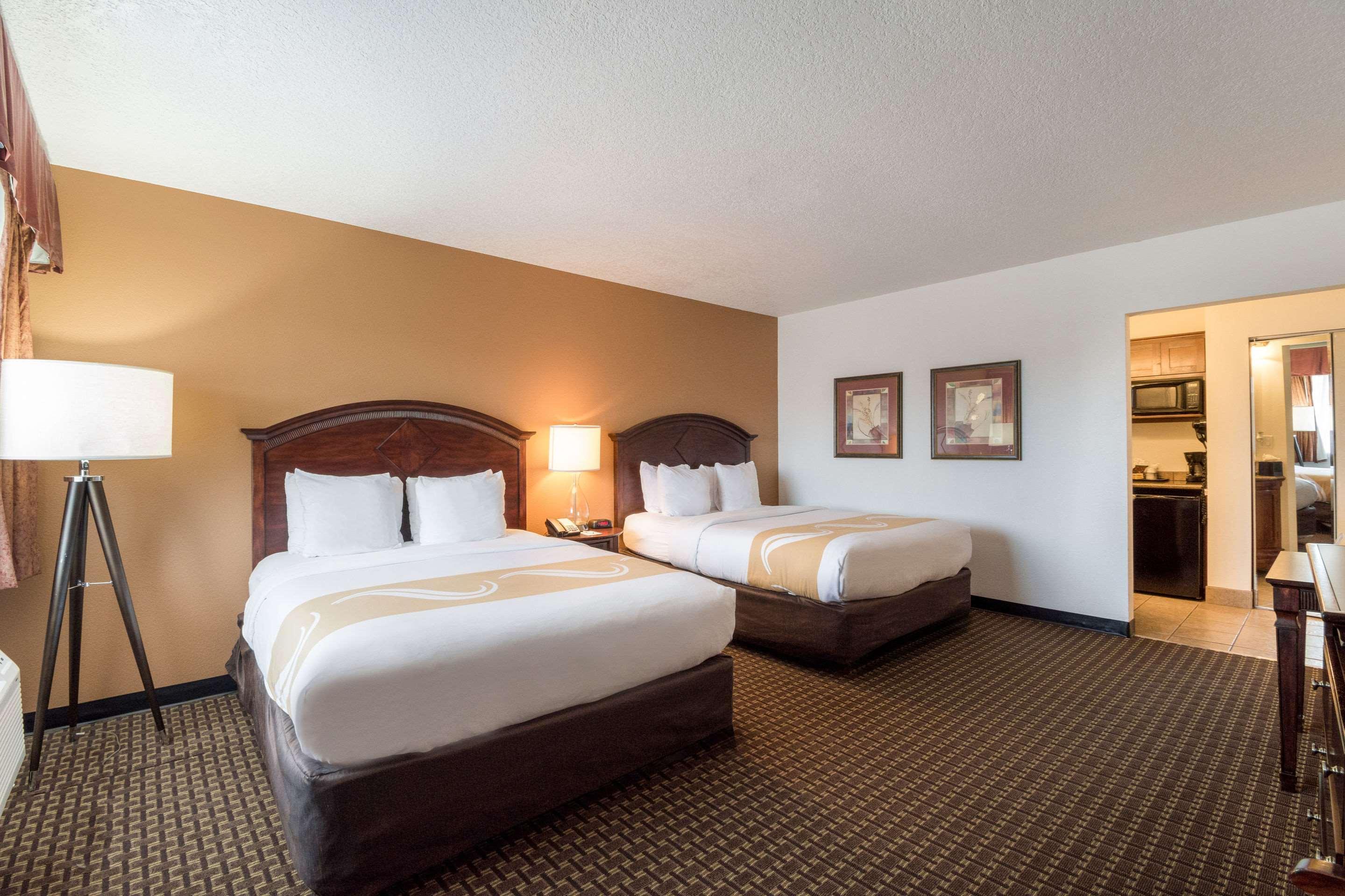 Quality Inn & Suites Airport Portland Bagian luar foto